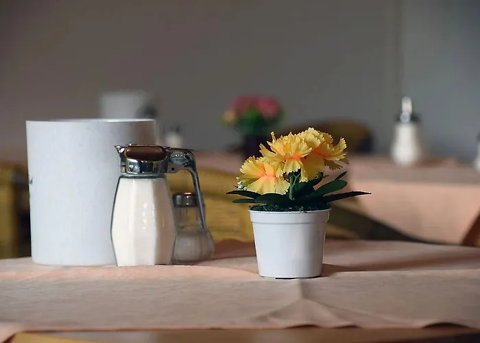 Am מלון שלוכזי